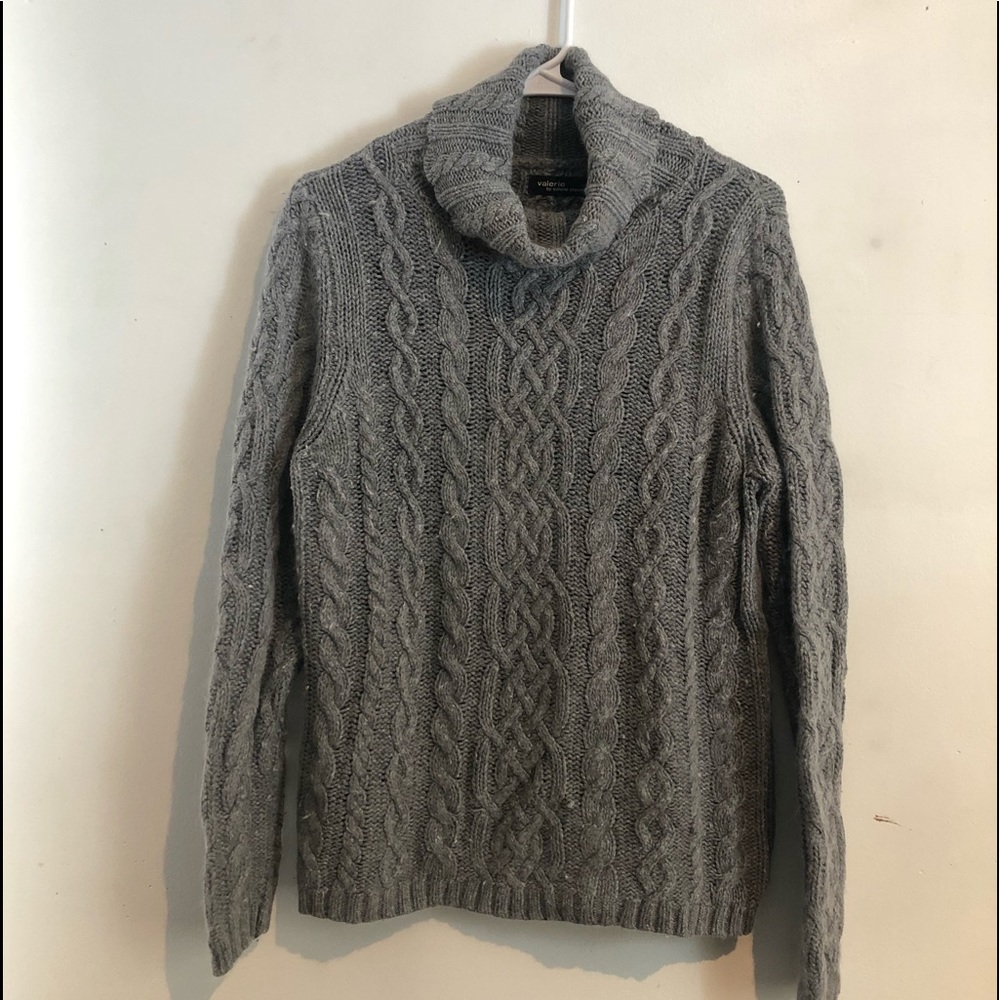 Valerie, gray large knit, has some angora, L